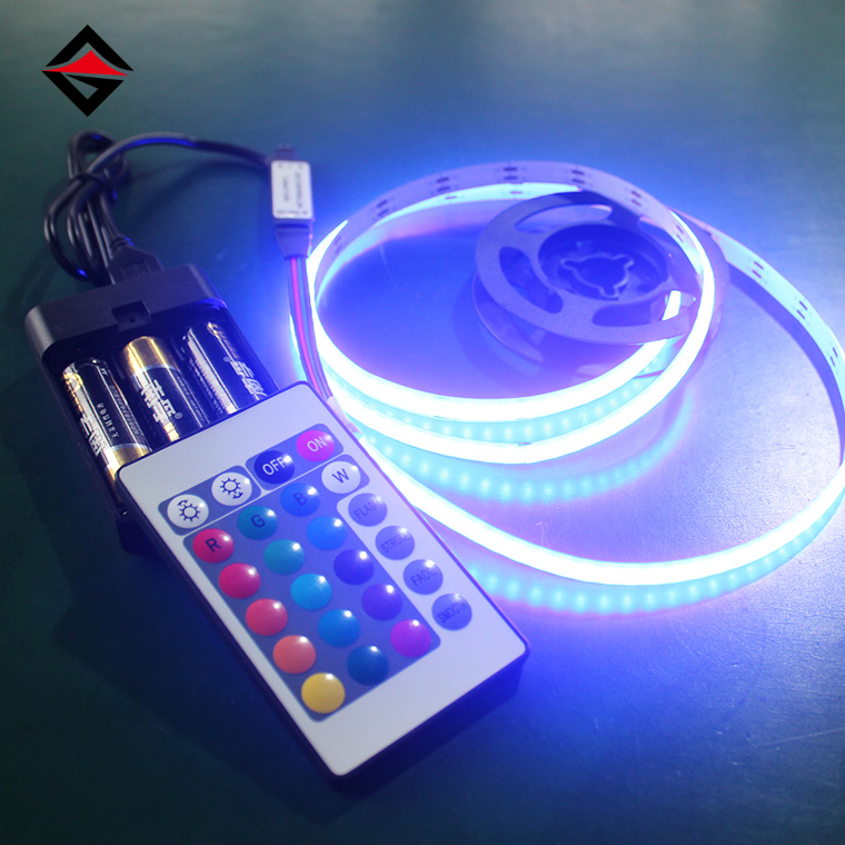 Faixa de LED de cobrança RGB de 5V com controle remoto e caixa de bateria USB 24-Keet