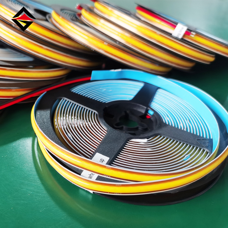 Sobre a seleção de tensão de tiras de luz LED