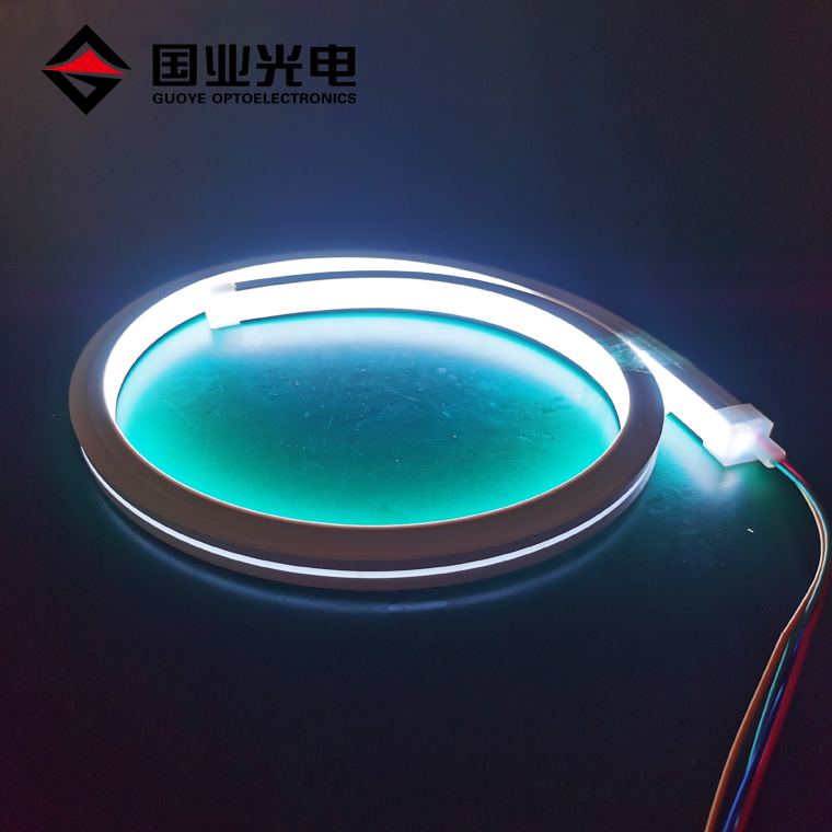 Quais são os tamanhos comuns das tiras de luz neon?